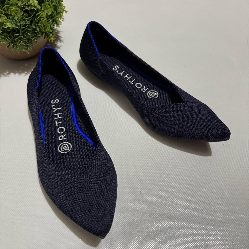 Rothy's Women's Flats in Black and Blue